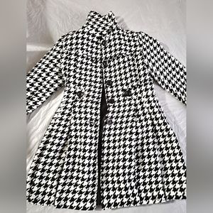 Classic Houndstooth jacket